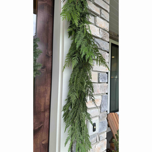 Western Red Cedar Garland